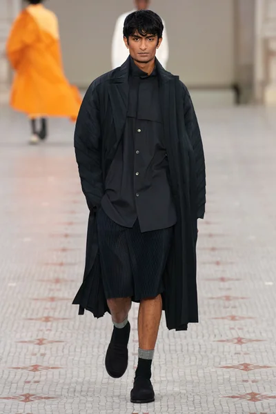 Look 20